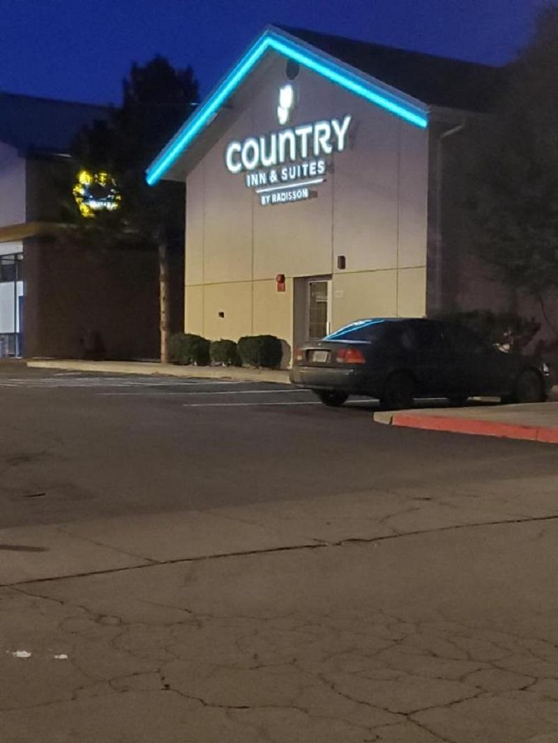 Country Inn & Suites By Radisson, Bend, Or Εξωτερικό φωτογραφία